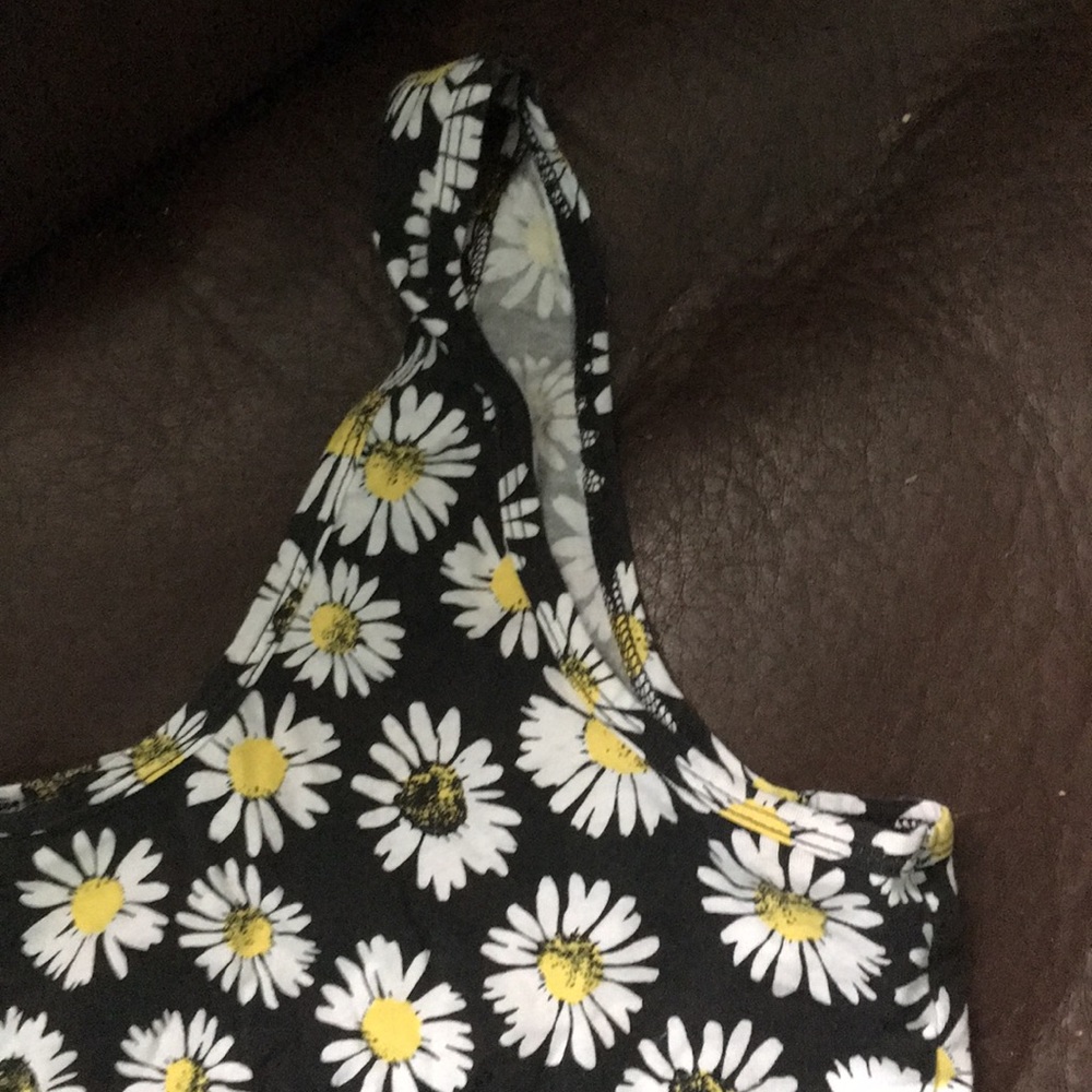 Cute sunflower top